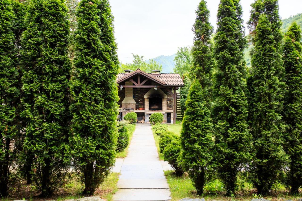 Hotel River Retreat Lotrioara Exterior foto